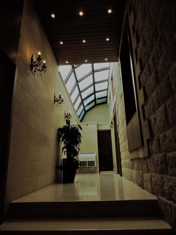 La Place Hotel Zahlé Esterno foto